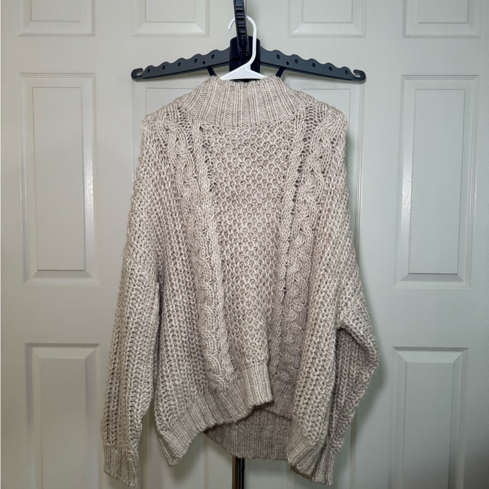 Universal Thread Women's Turtleneck Sweater - Cream